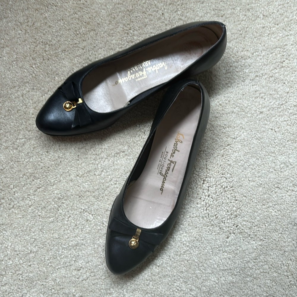 Salvatore Ferragamo vintage  - size 6.5
